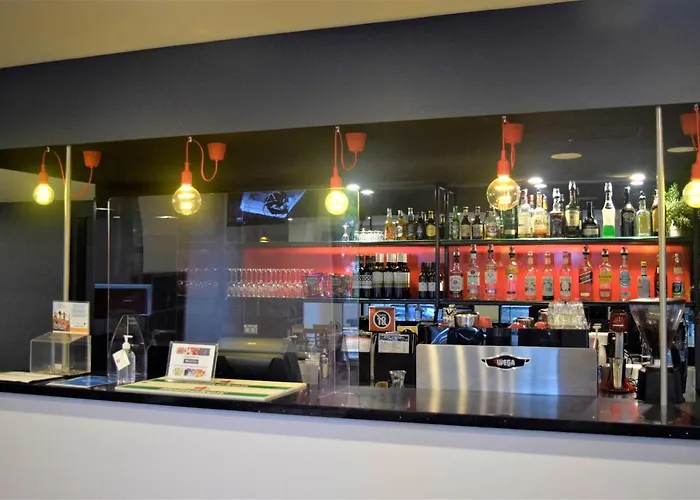 Ibis Thornleigh