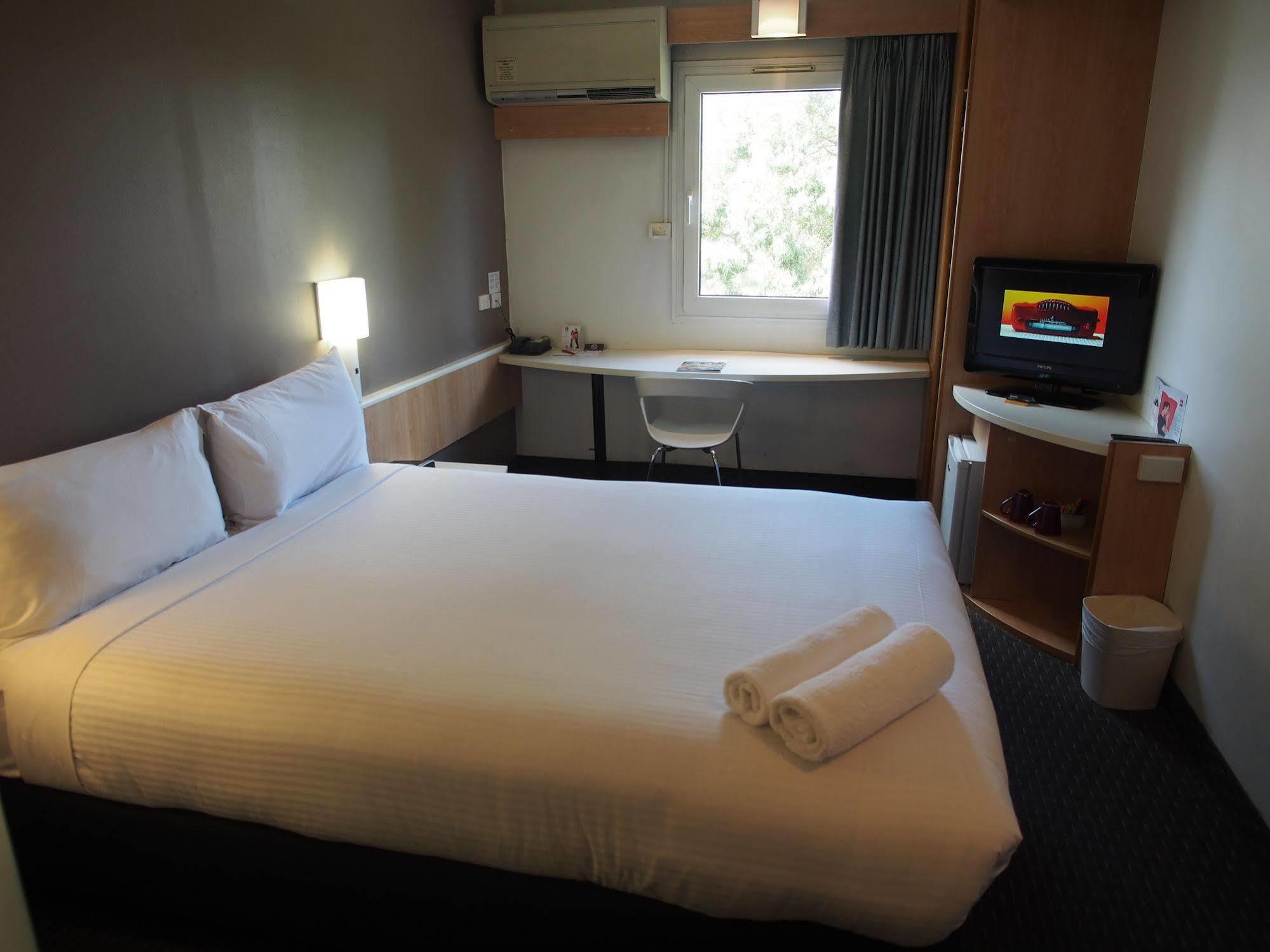 Ibis 4* Thornleigh