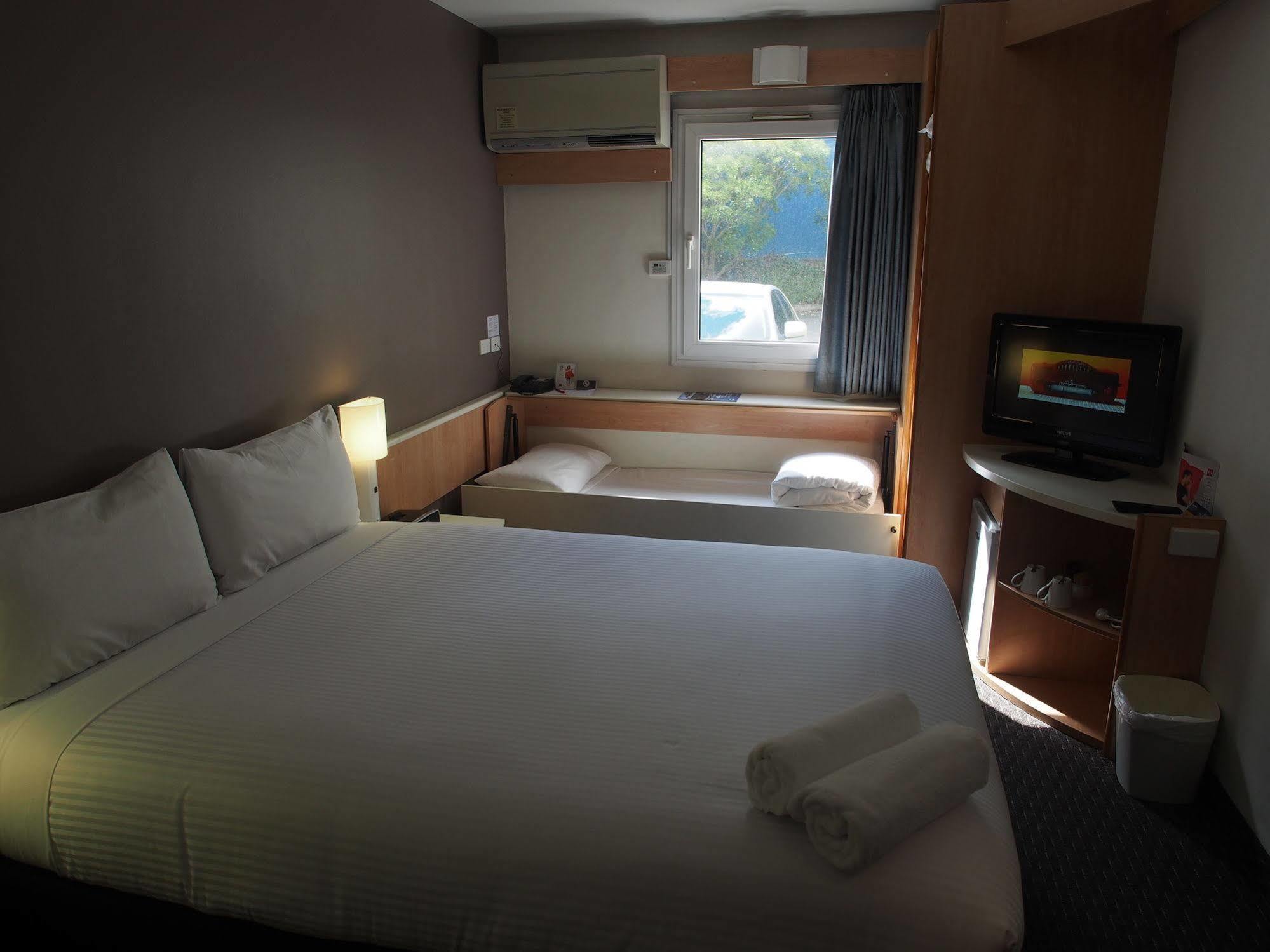 Ibis 4* Thornleigh