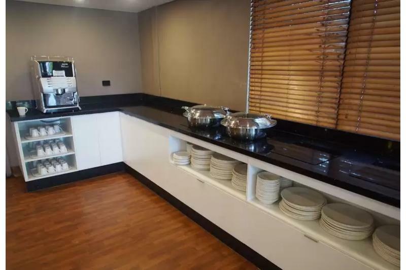 Ibis 4* Thornleigh