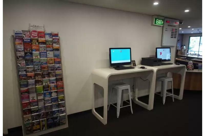 Ibis Hotel 4*
